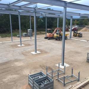 Produktionshalle mit 2-geschossigem Verwaltungsbauwerk